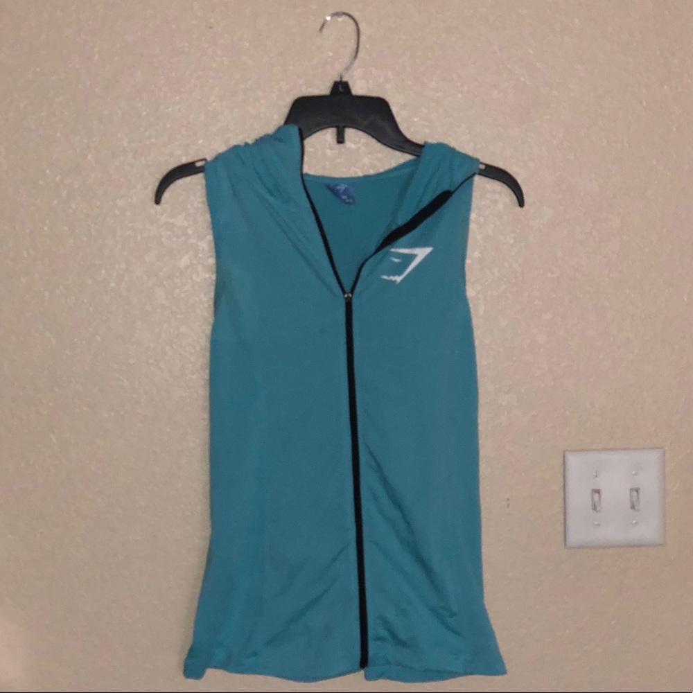 GYMSHARK muscle tee with hoodie 💖😒